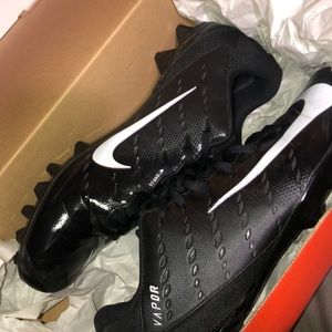 Nike vapor untouchable varsity 3 TD cleat